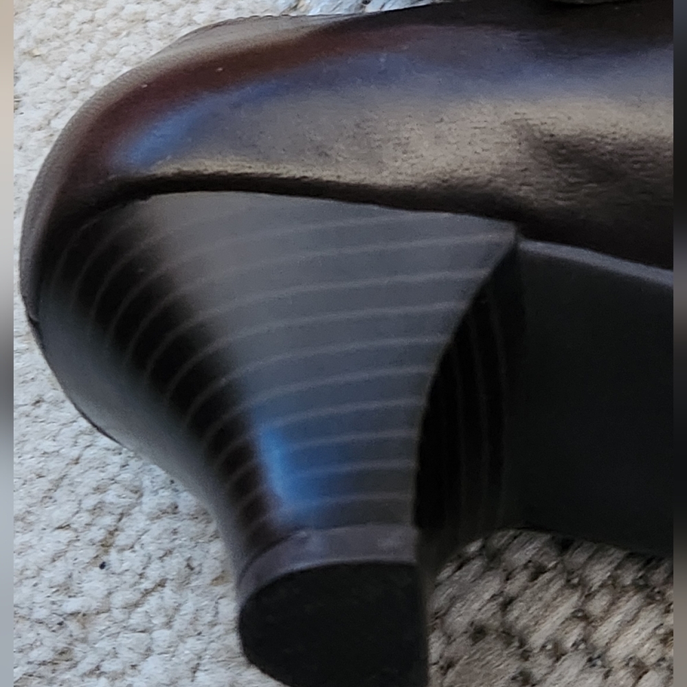 A2 By AEROSOLES BACELONA SIZE 7.5 M Elegant Black Low Heels Pumps Buckle - Picture 11 of 14